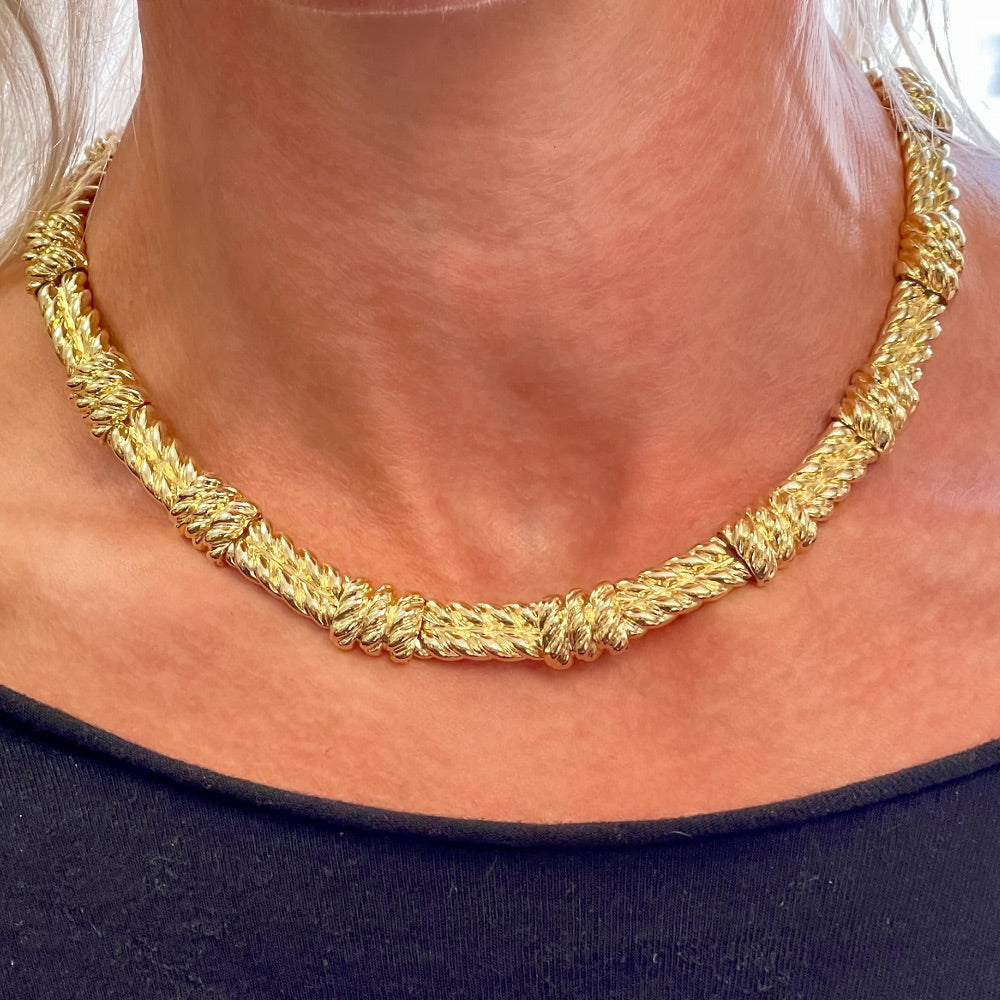18k Gold Fluted Section Necklace