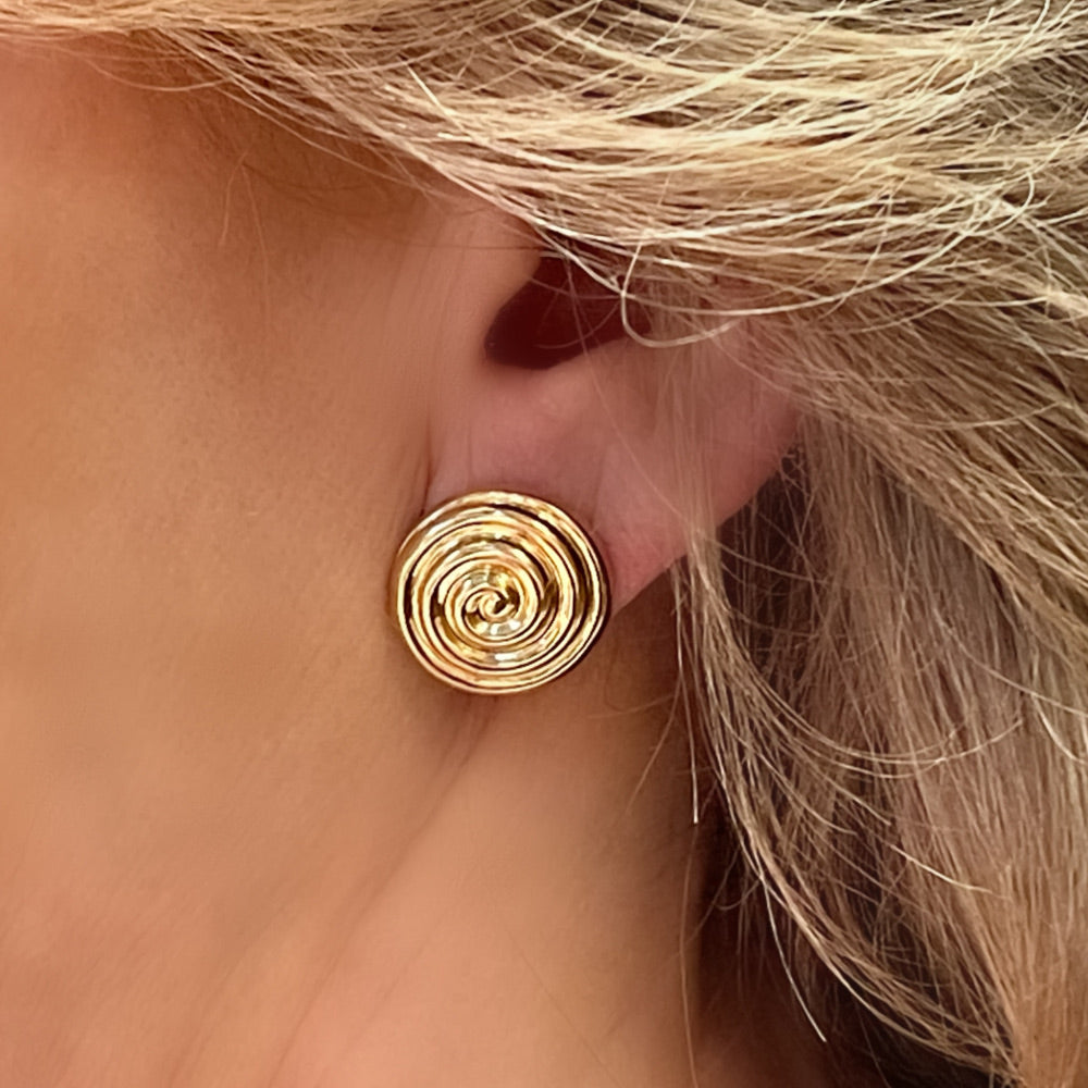 18k Gold Circular Design Earrings