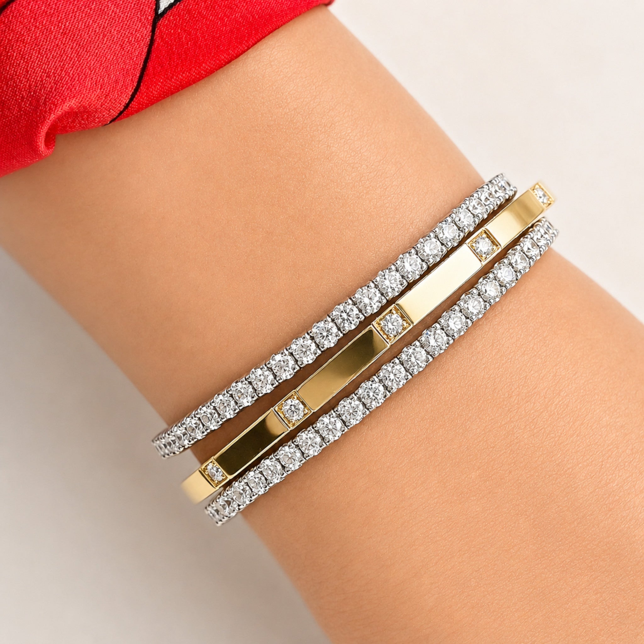 Gold and Diamond Stretch Bracelet