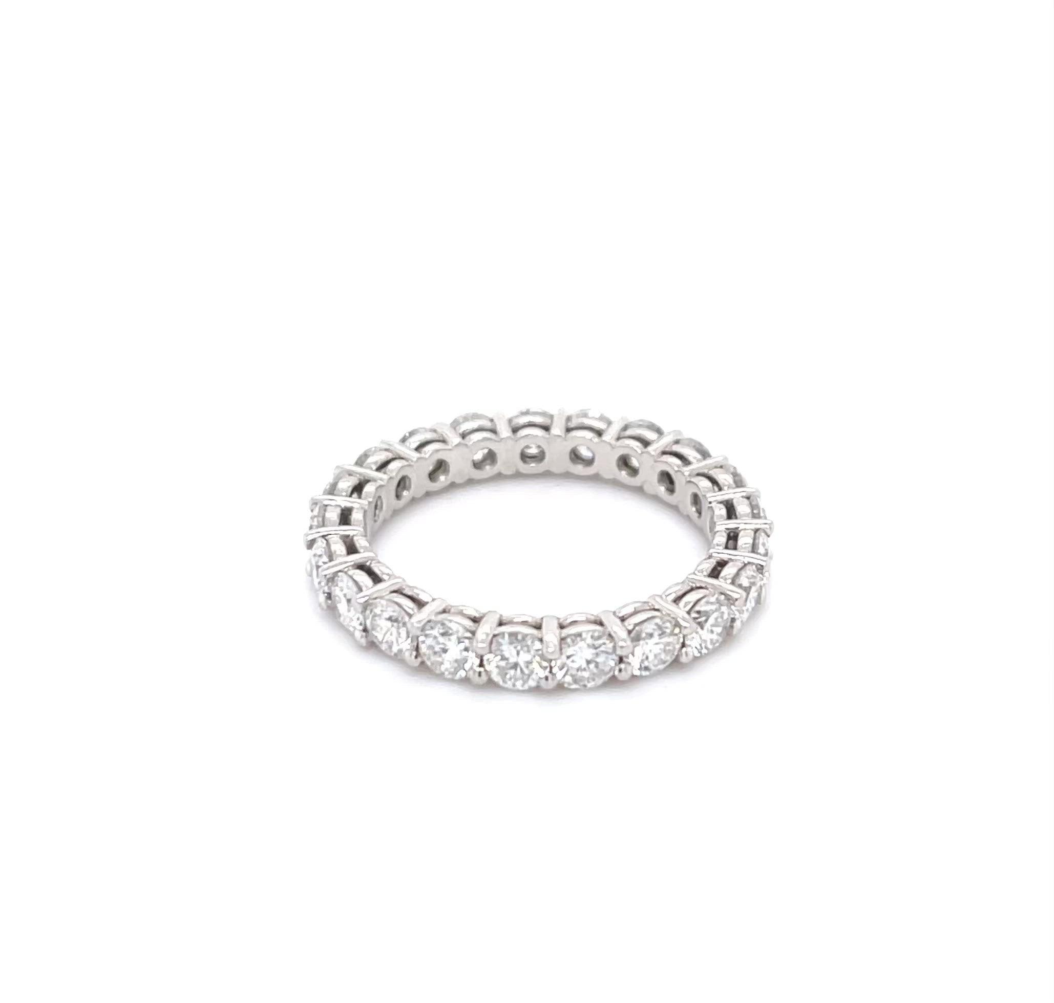 Shared Prong Diamond Band, 0.10 points