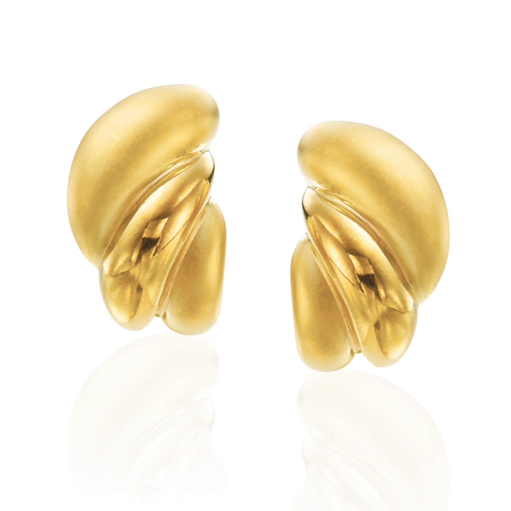18k Gold Matte and Shiny Fluted Earclips